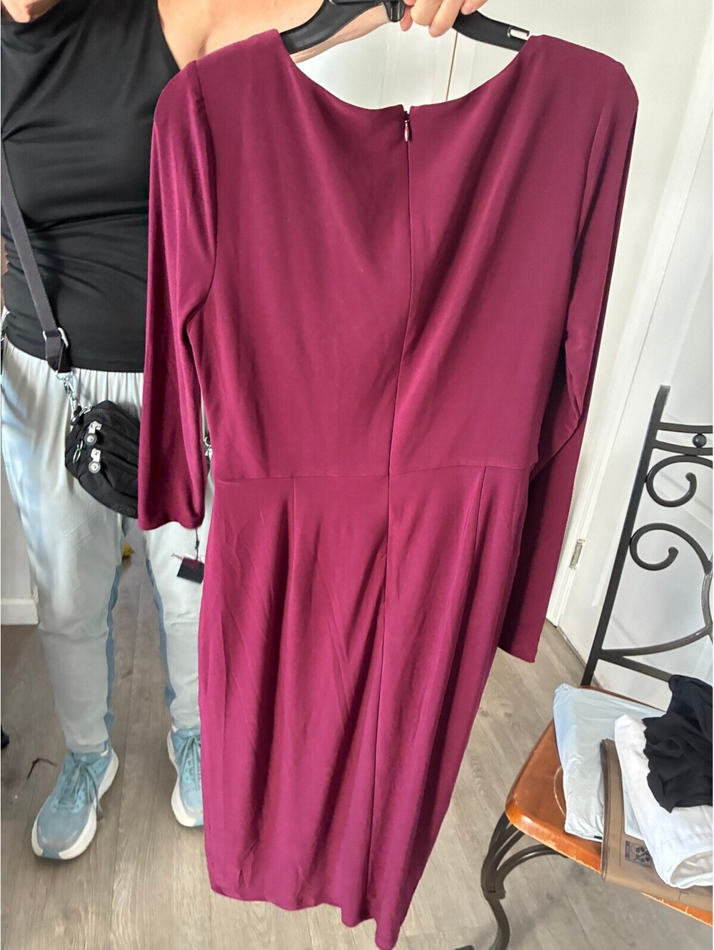 Adrianna Papell Wine Burgundy Long Sleeve Wrap Dress Ruched Gold Hardware Sz 12 - Picture 5 of 7